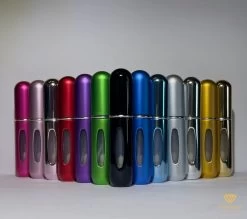 Parfum2go® Essentials 5 Ml Parfumverstuivers 13 Kleuren. Zilver 12 Parfum2go® Essentials 5 Ml Parfumverstuivers 13 Kleuren. Zilver -Luxe Geur Verkoopwinkel 1200x1063 5