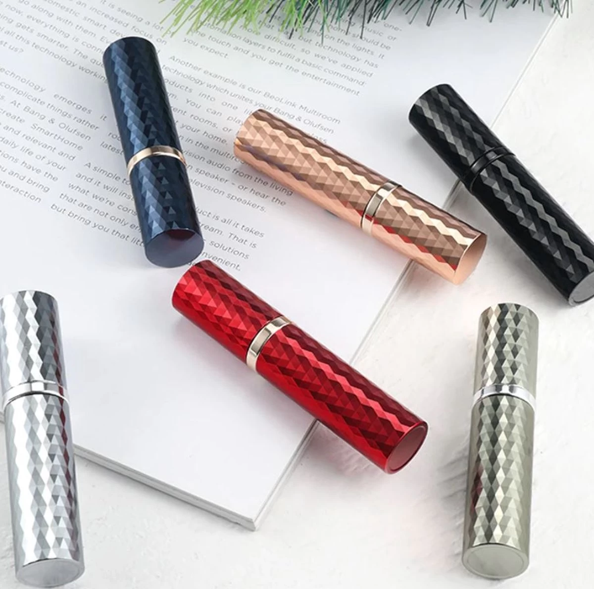 Lotis - Luxe Parfumverstuivers - Mini Flesje Navulbaar - Black Diamond 3 Lotis - Luxe Parfumverstuivers - Mini Flesje Navulbaar - Black Diamond - Afbeelding 3