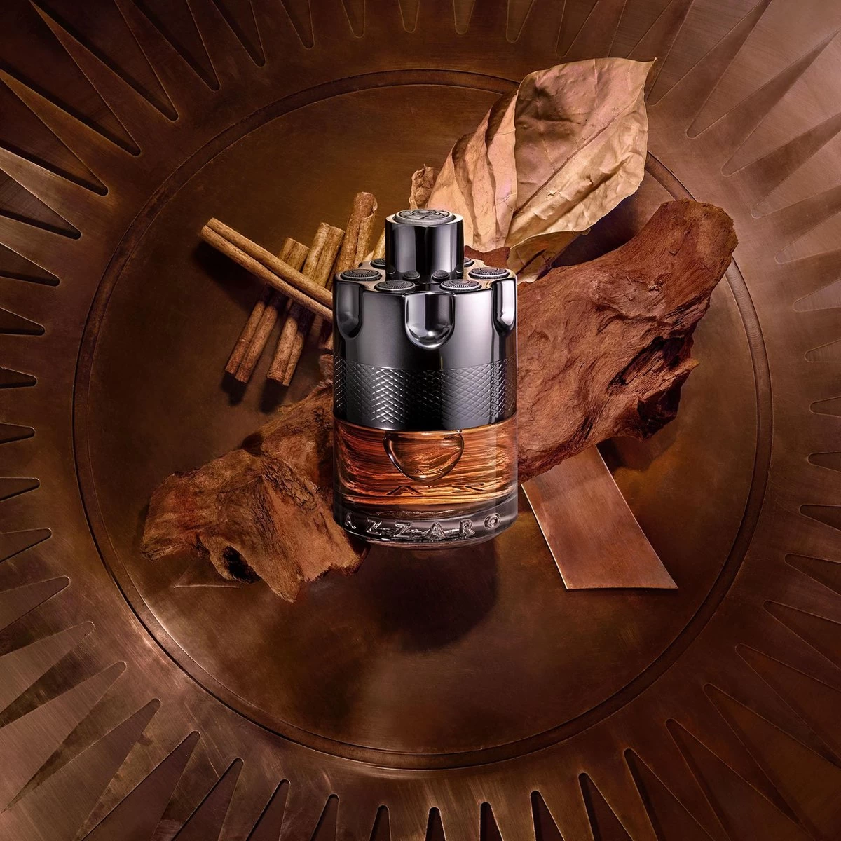 Azzaro Wanted By Night - 50 Ml - Eau De Parfum Spray - Herenparfum 14 Azzaro Wanted By Night - 50 Ml - Eau De Parfum Spray - Herenparfum - Afbeelding 14