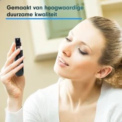 MaxedMore Navulbare Parfumverstuiver 5ml Zwart - 65 Keer Spraybare Parfum Verstuiver - Hervulbaar Tasverstuiver Voor Parfum - Meeneem Mini Geur Flesje Voor Op Reis - Lipstick Formaat Navulbaar Parfumflesje -Luxe Geur Verkoopwinkel 1200x1200 387