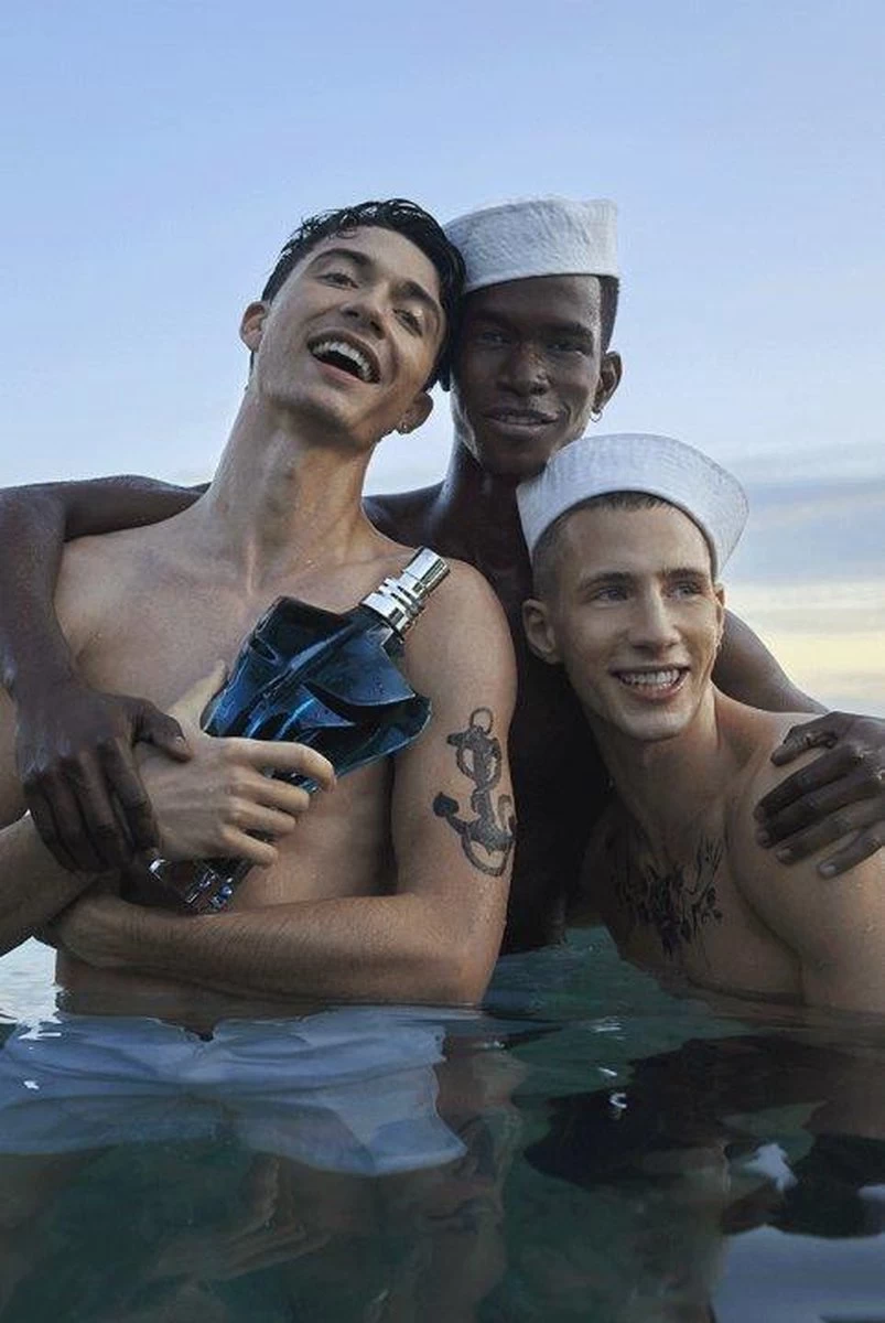 Jean Paul Gaultier Le Beau - 75 Ml - Eau De Toilette Spray - Herenparfum 17 Jean Paul Gaultier Le Beau - 75 Ml - Eau De Toilette Spray - Herenparfum - Afbeelding 17