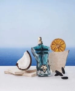 Jean Paul Gaultier Le Beau - 75 Ml - Eau De Toilette Spray - Herenparfum 22 Jean Paul Gaultier Le Beau - 75 Ml - Eau De Toilette Spray - Herenparfum -Luxe Geur Verkoopwinkel 990x1200 5